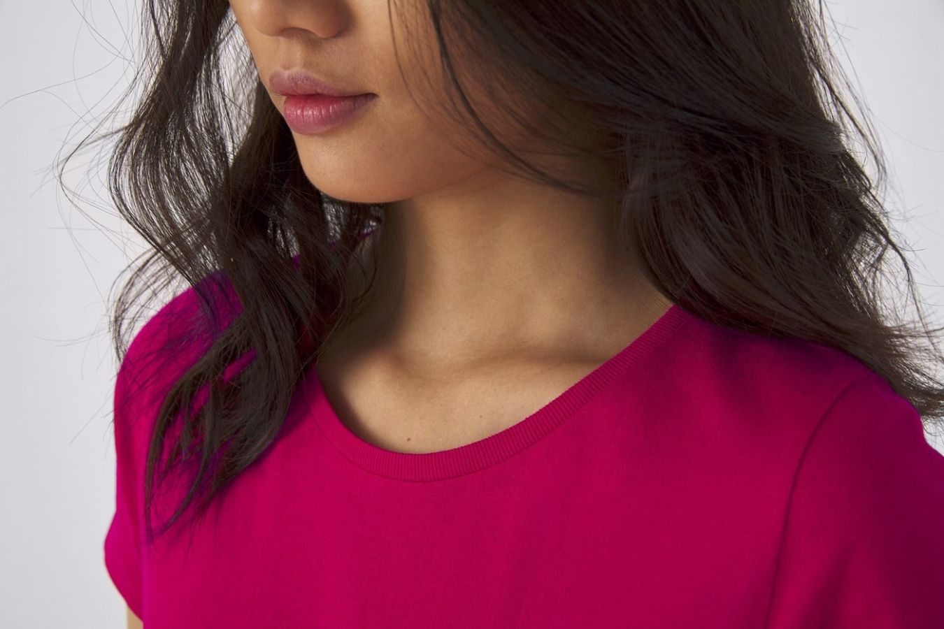 B&C #E190 Dámské tričko s vlastním potiskem | B&C